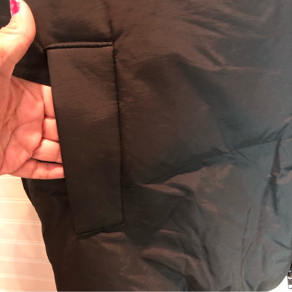 NWT Playboy by Pacsun Puffer Vest Black Oversized Sz M/L - Picture 4 of 9